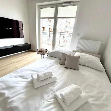 Lina Koralowa Samodzielne Zameldowanie Self Check-in